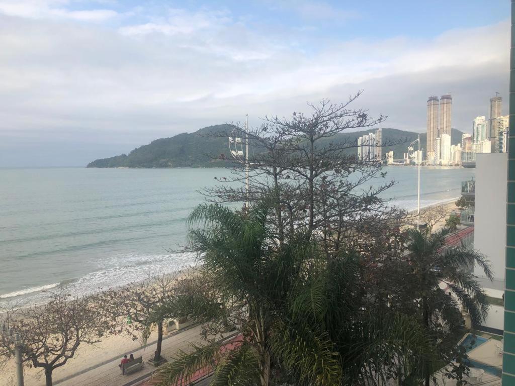 Baln Camboriu - Beira Mar Apartment Balneario Camboriu Exterior photo